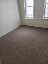 205-11 Hollis Ave in Queens, NY - Building Photo - Building Photo