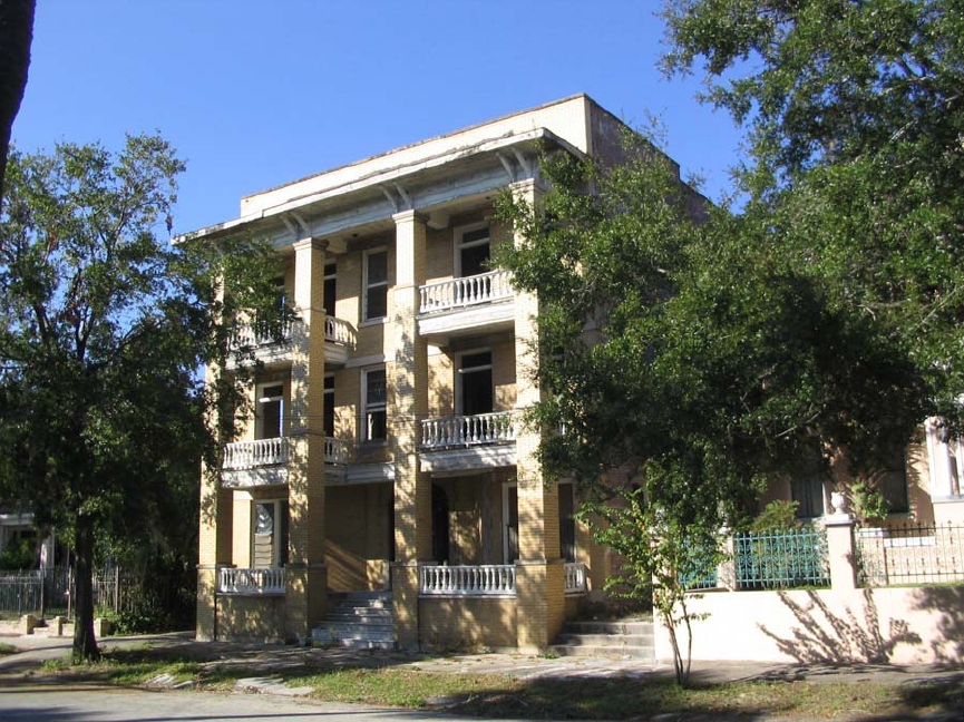 115 W 2nd St in Jacksonville, FL - Building Photo