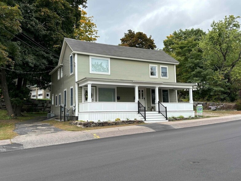 12 Belvidere St in Laconia, NH - Building Photo