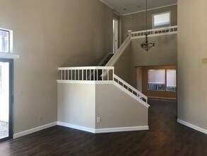 1725 Foxwood Dr in Tracy, CA - Building Photo - Building Photo