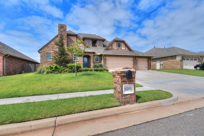 property at 16205 Petaluma Pl