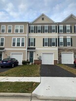 116 Sequoia Dr in Winchester, VA - Building Photo