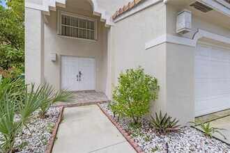 1512 SW 106th Ave in Pembroke Pines, FL - Building Photo - Building Photo