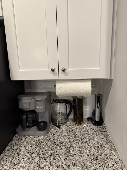 6043 Sullins Rd in Charlotte, NC - Foto de edificio