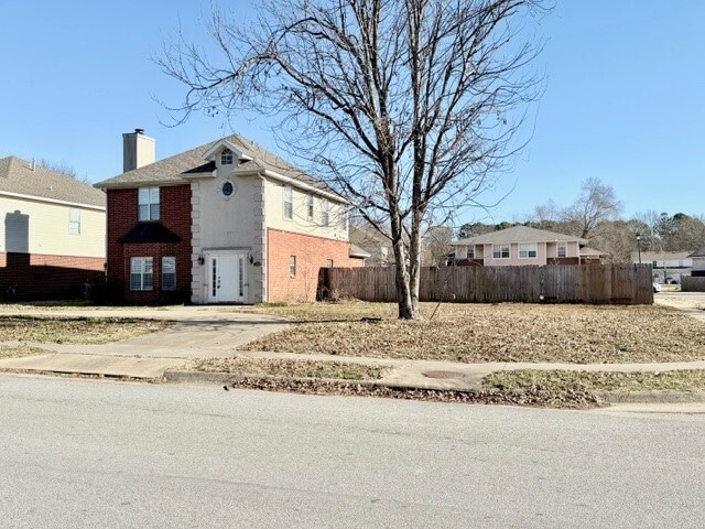 property at 884 N Meadowlands Dr