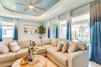 17180 Jadestone Ct in Venice, FL - Foto de edificio - Building Photo