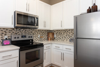 Silver Collection at The Park in Huntersville, NC - Building Photo - Interior Photo