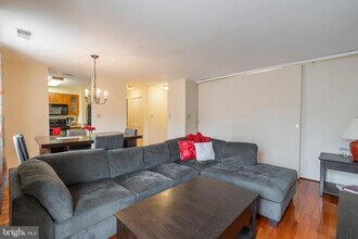 700 Pennock St in Philadelphia, PA - Building Photo - Building Photo