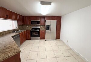 9977 Westview Dr, Unit 111 in Coral Springs, FL - Building Photo