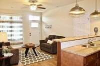 1908 N Severance St photo'