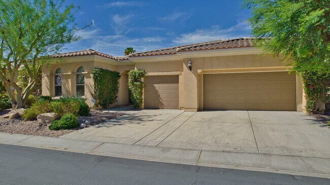 property at 81157 Avenida Sombra