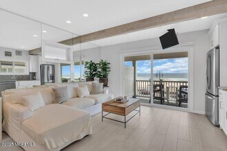 903 Ocean Ave N in Belmar, NJ - Foto de edificio - Building Photo