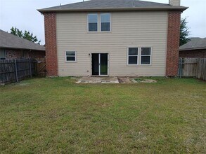 517 Grant Ln in Lavon, TX - Building Photo - Building Photo