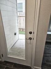 9612 Whisper Willow Blvd in Manor, TX - Foto de edificio - Building Photo