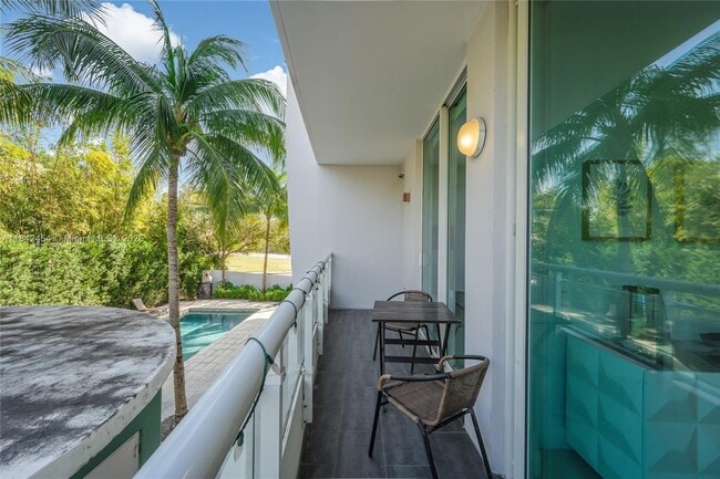 2020 Prairie Ave in Miami Beach, FL - Building Photo - Building Photo