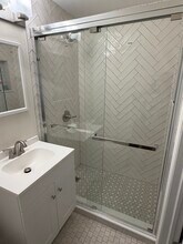 2 Southview Ct, Unit One bed with en-suite bath in Piscataway, NJ - Foto de edificio - Building Photo