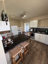 6403 W Fairview Ave-Unit -6405 in Milwaukee, WI - Building Photo - Building Photo