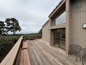 23830 Fairfield Pl in Carmel, CA - Building Photo - Building Photo
