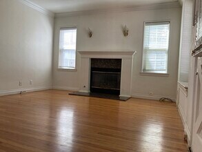 4454 Laurelgrove Ave in Studio City, CA - Foto de edificio - Building Photo