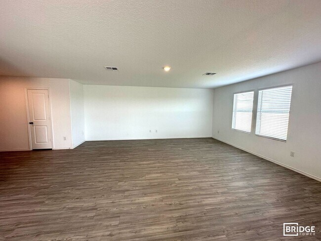 property at 2438 Double Oak Dr