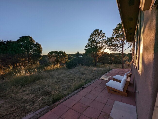 107 Paseo Nopal in Santa Fe, NM - Building Photo - Building Photo