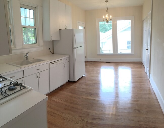 307 Perry St in Raleigh, NC - Building Photo - Building Photo