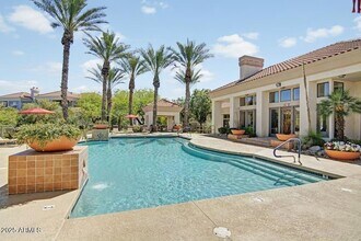 1550 E Thunderbird Rd, Unit 1 in Phoenix, AZ - Building Photo - Building Photo