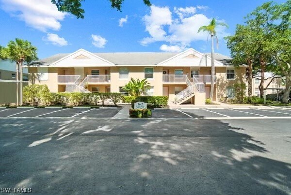 162 Pebble Shores Dr in Naples, FL - Building Photo - Building Photo