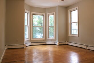 119 River St, Unit 2 in Haverhill, MA - Building Photo - Building Photo