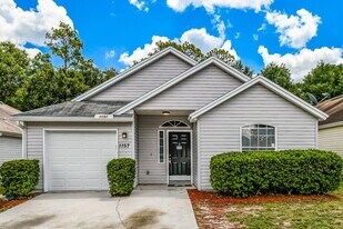 1157 Brookwood Bluff Rd E in Jacksonville, FL - Building Photo