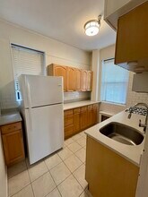 2003 Commonwealth Ave in Boston, MA - Building Photo - Building Photo