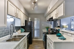 The Haven at Chisholm Trail in Fort Worth, TX - Building Photo
