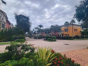 750 Millbrae Ct in West Palm Beach, FL - Building Photo - Building Photo