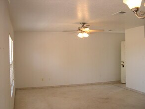 9367 Vista Clara Loop NW in Albuquerque, NM - Building Photo - Building Photo