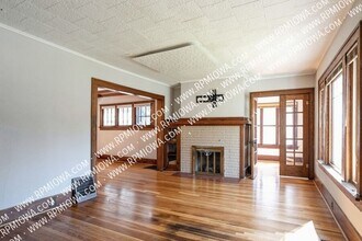 3315 Woodland Ave in Des Moines, IA - Building Photo - Building Photo