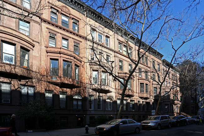 25 W 89th St in New York, NY - Building Photo - Building Photo