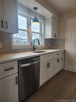 17 Shoreham Terrace in Fairfield, CT - Building Photo