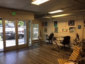 2421 Telegraph Ave in Oakland, CA - Building Photo - Interior Photo