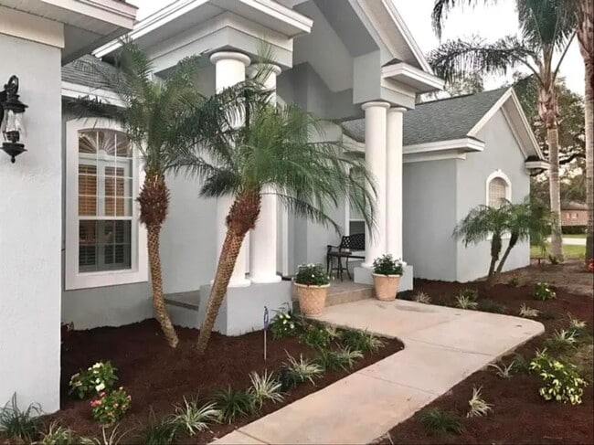 1070 Lake Deeson Woods Ln in Lakeland, FL - Building Photo - Building Photo