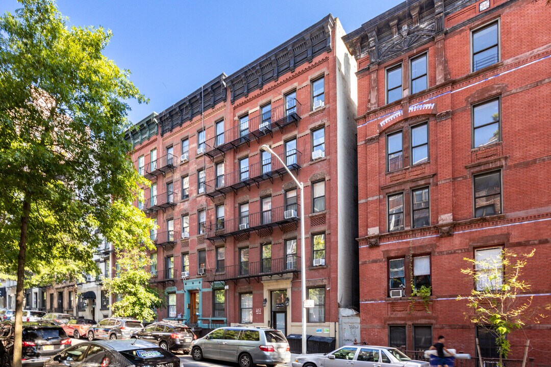 233 E 89th St in New York, NY - Foto de edificio