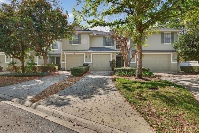 property at 3730 Creswick Cir