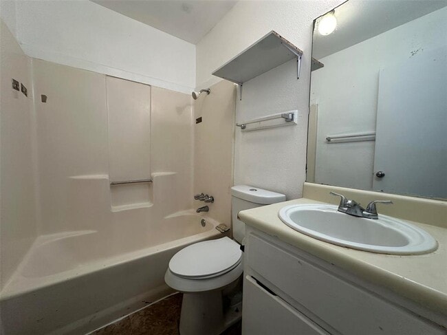 property at 1105 Westwood Ln