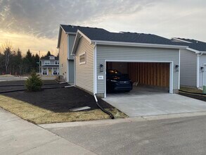 604 Sugar Maple Ln in Verona, WI - Building Photo - Building Photo