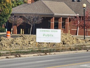 985 Mistflower Ln in Florence, KY - Building Photo - Building Photo