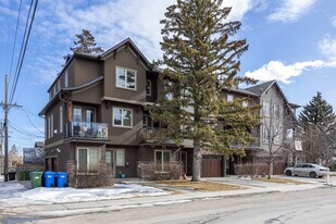 2810 1 St NW in Calgary, AB - Building Photo