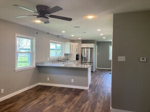 5632 Wexford Dr in Kirby, TX - Building Photo - Building Photo
