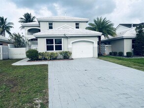 4805 SW 154th Ave in Miami, FL - Building Photo - Building Photo