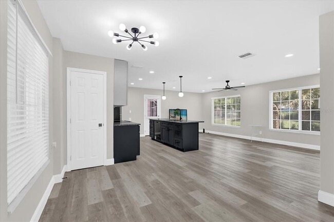 1823 Ravenall Ave in Orlando, FL - Building Photo - Building Photo