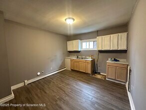 127 N River St in Olyphant, PA - Building Photo - Building Photo