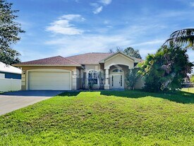 2187 SW Algiers St in Port St. Lucie, FL - Building Photo